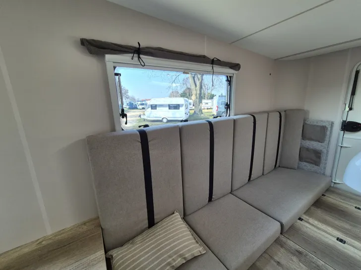 Fahrzeugbild Hobby beachy 450 #11