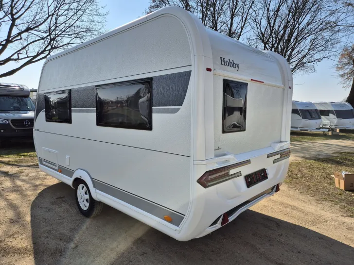 Fahrzeugbild Hobby De Luxe 400 SFe #5