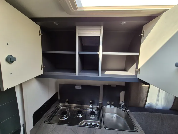 Fahrzeugbild Hobby De Luxe 400 SFe #11