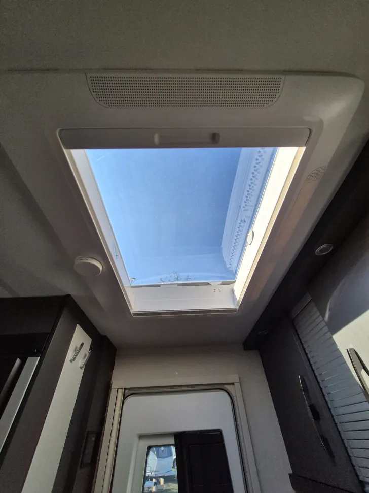 Fahrzeugbild Hobby De Luxe 400 SFe #14