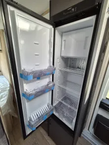 Fahrzeugbild Hobby De Luxe 400 SFe #16