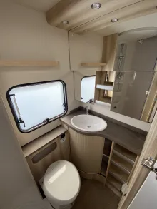 Toilette Hobby De Luxe 545 KMF Auflastung inkl. Alufelgen