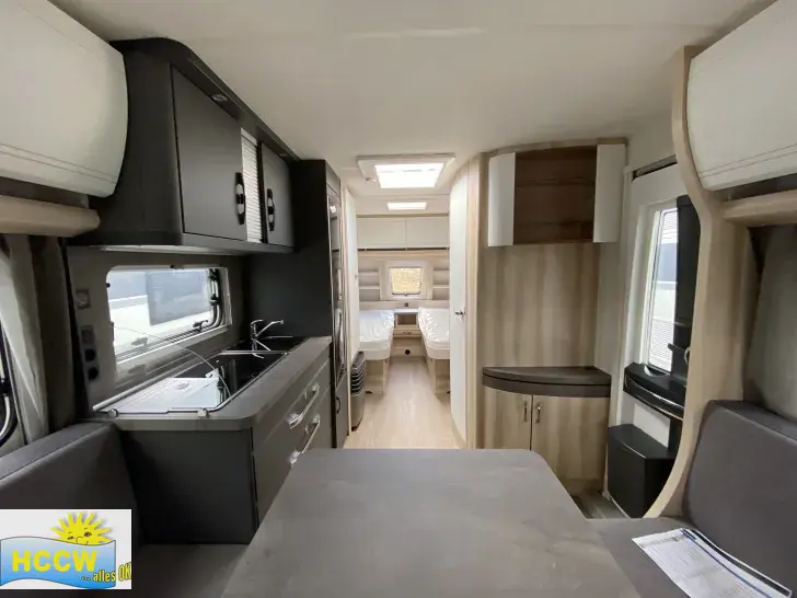 Sicht vorne-hinten Hobby De Luxe 540 UL