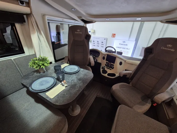 Fahrzeugbild Concorde Carver 790 L Select -€ 60.120,-Paketvorteil #9