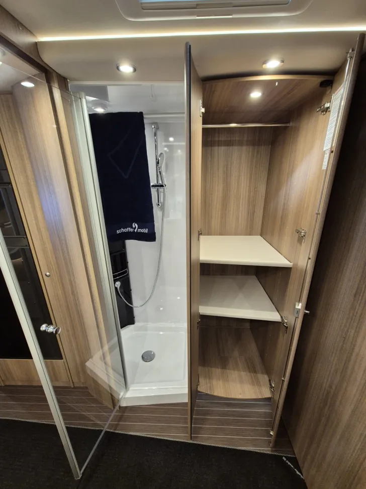 Fahrzeugbild Concorde Carver 790 L Select -€ 60.120,-Paketvorteil #24