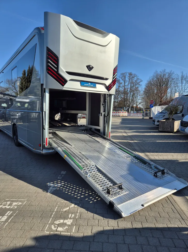 Fahrzeugbild Concorde Liner 1090 GIO *Actros*Sonderlackierung* #9