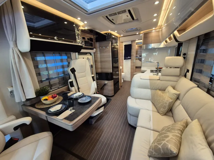 Fahrzeugbild Concorde Liner 1090 GIO *Actros*Sonderlackierung* #24