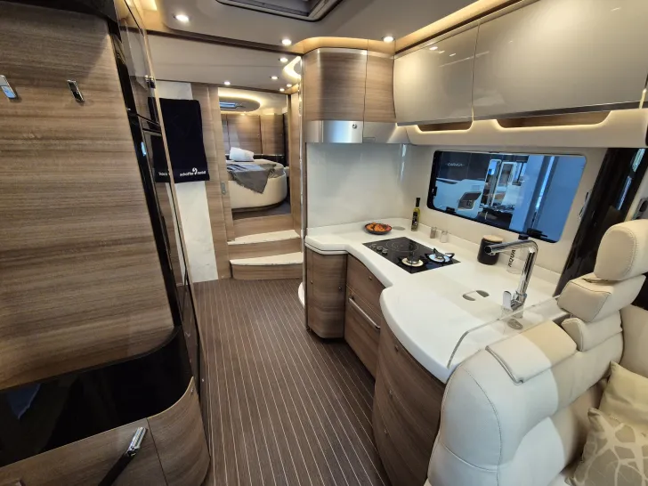 Fahrzeugbild Concorde Liner 1090 GIO *Actros*Sonderlackierung* #25