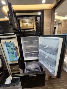 Fahrzeugbild Concorde Liner 1090 GIO *Actros*Sonderlackierung* #26