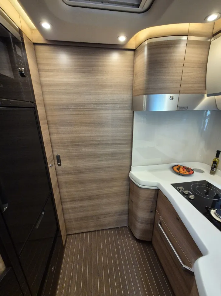 Fahrzeugbild Concorde Liner 1090 GIO *Actros*Sonderlackierung* #30