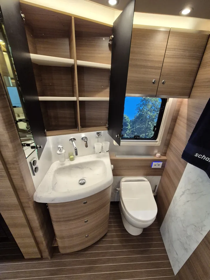 Fahrzeugbild Concorde Liner 1090 GIO *Actros*Sonderlackierung* #32