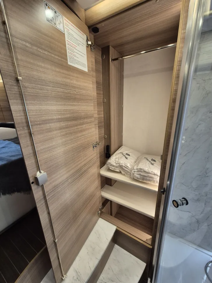 Fahrzeugbild Concorde Liner 1090 GIO *Actros*Sonderlackierung* #34