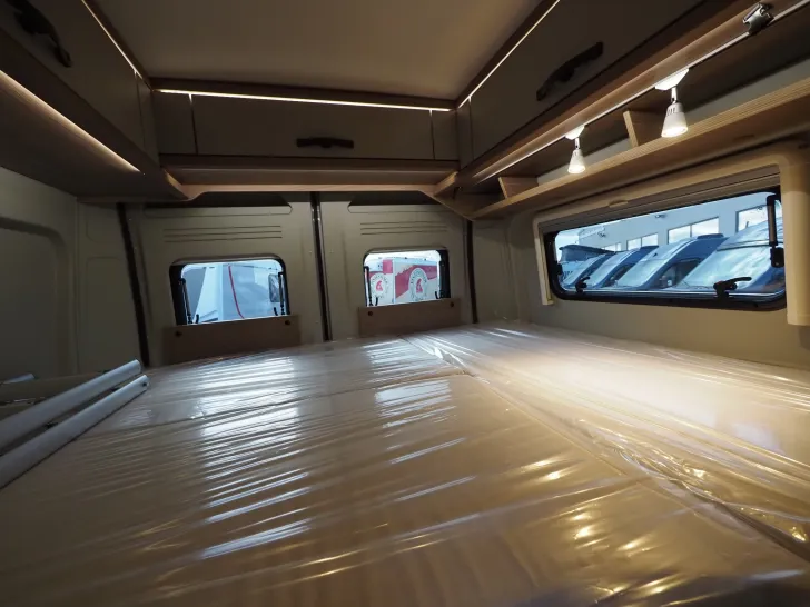 Fahrzeugbild Pössl 2WIN R Plus, Premiumpaket, Aufstelld., Breeze #14