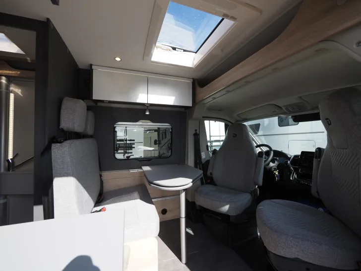 Fahrzeugbild Dethleffs Globetrail 640 ES, Aut., 95-Jahre-Paket, 2026 #7