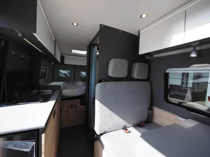 Fahrzeugbild Dethleffs Globetrail 640 ES, Aut., 95-Jahre-Paket, 2026 #9