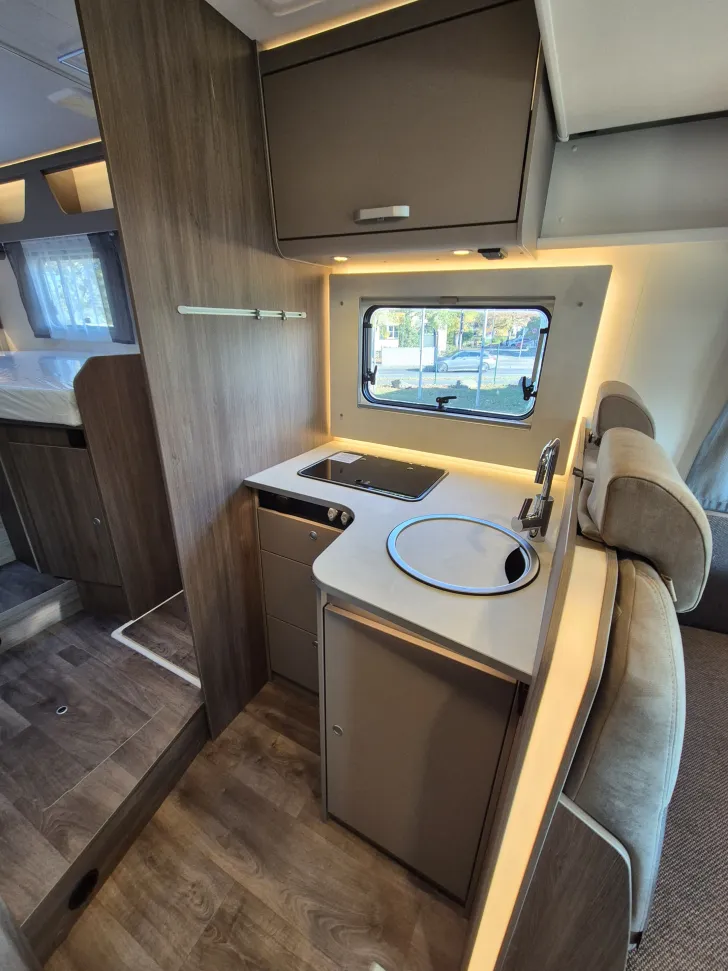 Fahrzeugbild Carado T447 pro+ *180PS*Automatik*LED*Hubbett*Navi* #17