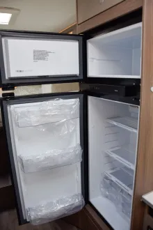 Fahrzeugbild Carado T448 pro+ *5.Sitz*Backofen*Combi-6E* #19