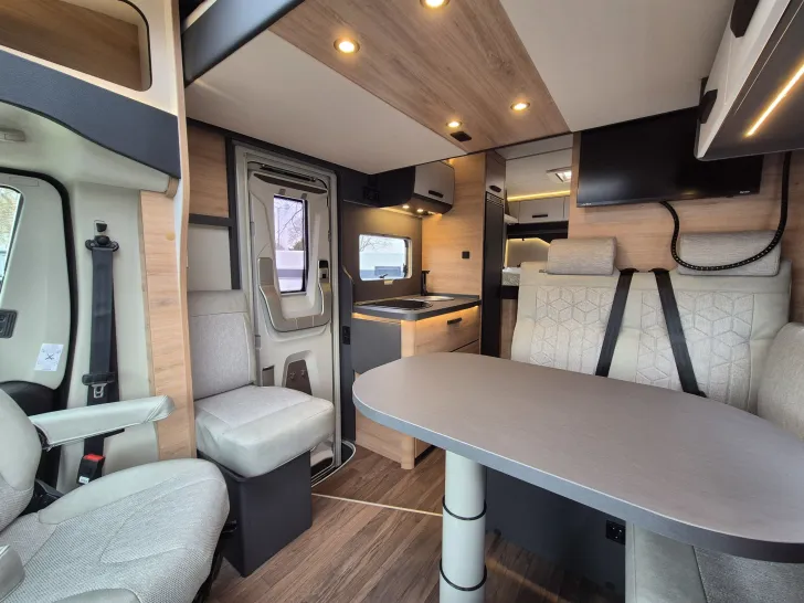 Fahrzeugbild Knaus L!VE / LIVE Wave 650 MEG *Black-Selection* #15