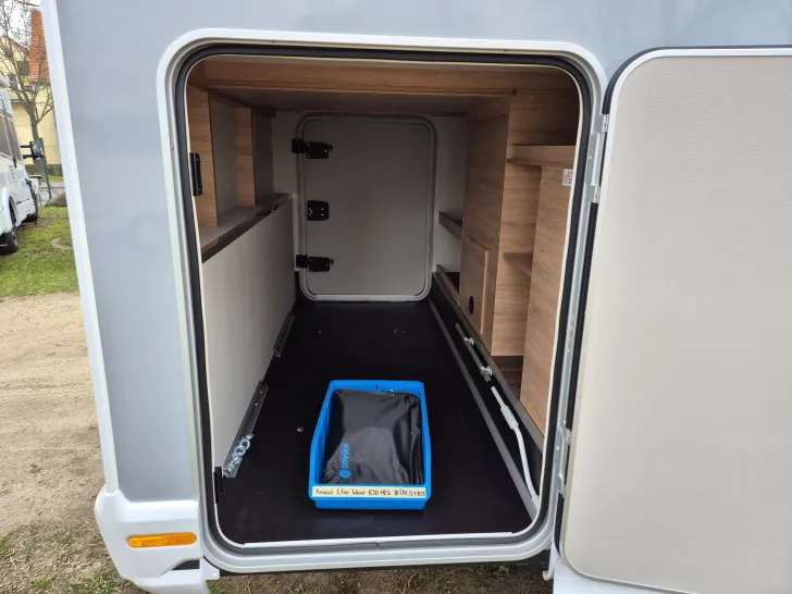 Fahrzeugbild Knaus L!VE / LIVE Wave 650 MEG *Black-Selection* #38