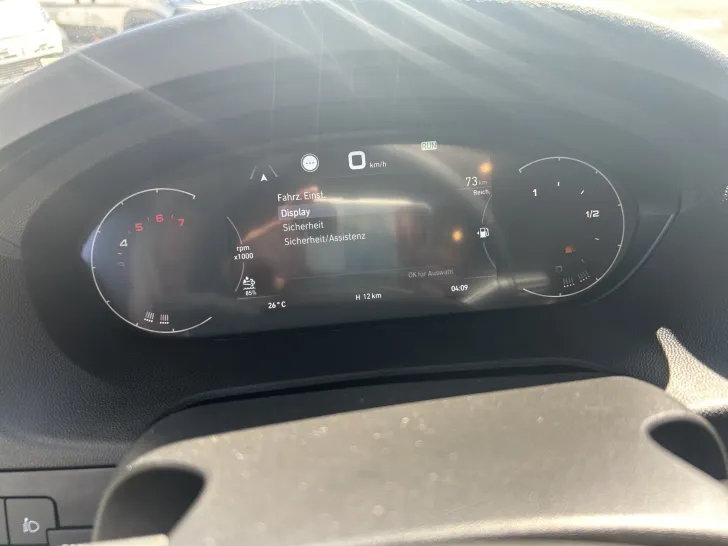 Fahrzeugbild Roadcar R 640, 10" Navi+RFK, Easy-Driving+, Markise #10