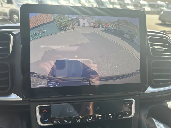 Fahrzeugbild Roadcar R 640, 10" Navi+RFK, Easy-Driving+, Markise #12