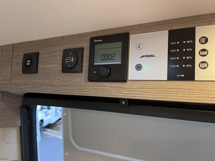 Fahrzeugbild Pössl Roadcruiser, 3. Bett, Markise, Winterp. #13