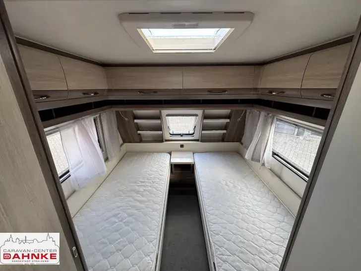 Fahrzeugbild Hobby De Luxe 540 UL Mover*Fahrradträger*Sat-Anlage #11