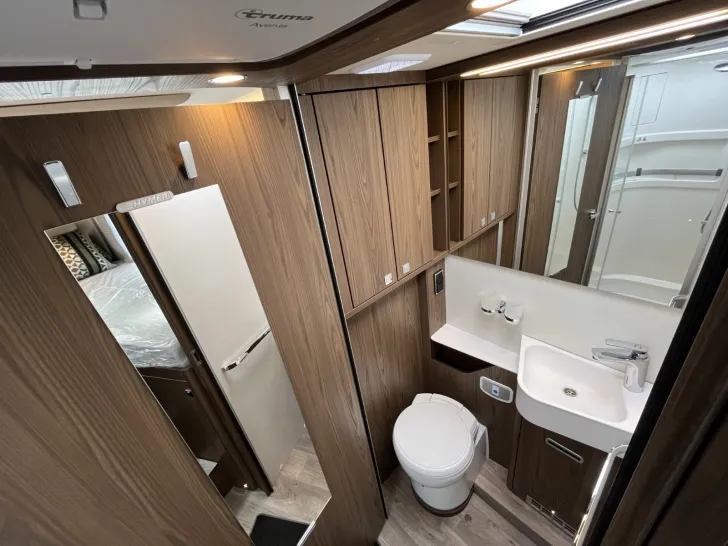 Fahrzeugbild Hymer B-ML I 780 *Hubstützen*Arktis*Autarkie*Klima* #31