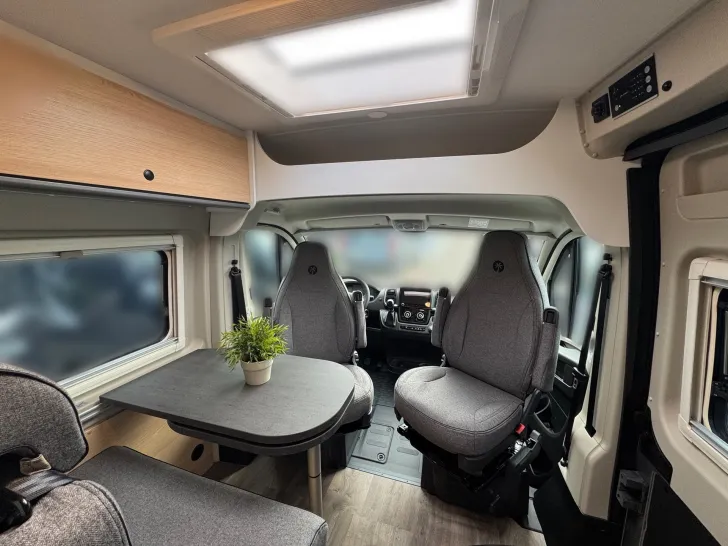 Fahrzeugbild Sunlight Camper Van Cliff 600 IC-LINE*Automatik #9