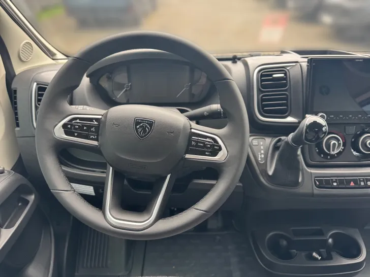 Fahrzeugbild Sunlight Camper Van Cliff 600 IC-LINE*Automatik #7