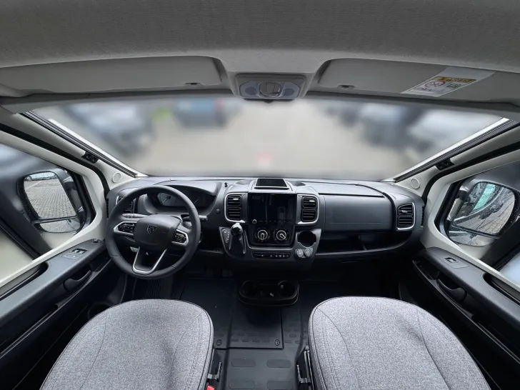 Fahrzeugbild Sunlight Camper Van Cliff 600 IC-LINE*Automatik #8