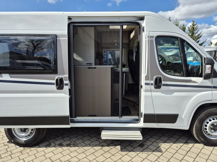 Fahrzeugbild Carado CV540 Entry *90L-Tank*Vorber.RFK* #9