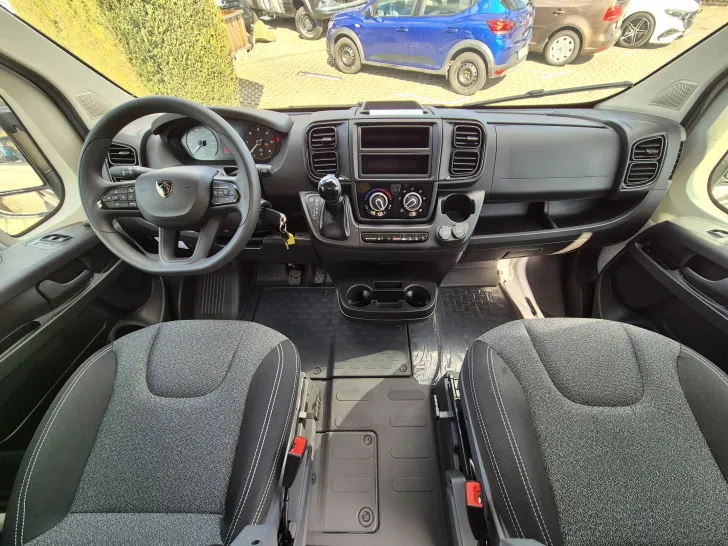 Fahrzeugbild Carado CV540 Entry *90L-Tank*Vorber.RFK* #12