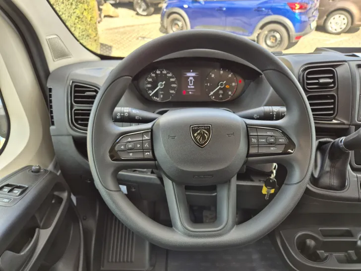 Fahrzeugbild Carado CV540 Entry *90L-Tank*Vorber.RFK* #13