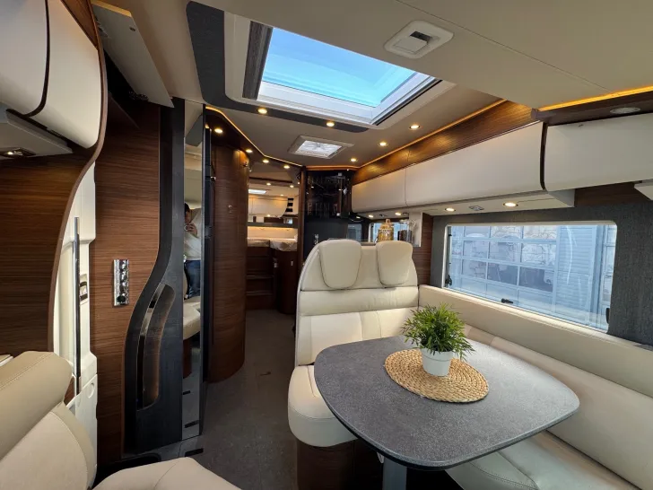 Fahrzeugbild Carthago chic c-line I 4.9 LE L MB*Automatik*4,5to.*170PS #10