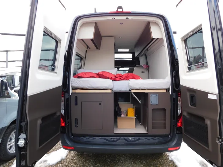 Fahrzeugbild Bürstner Habiton X HMX 6.0 Brandneu, mit Slide-Bath #6