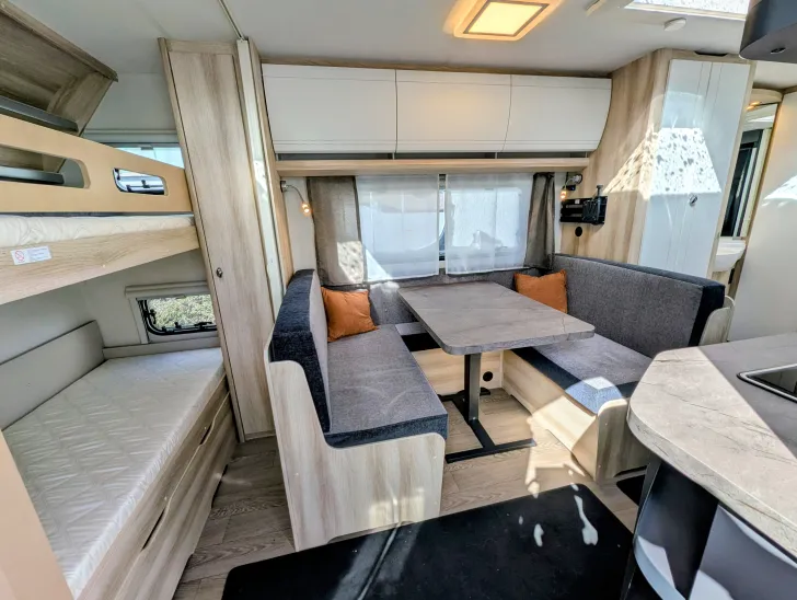 Fahrzeugbild Hobby De Luxe 540 KMFe IC Sondermodell #4