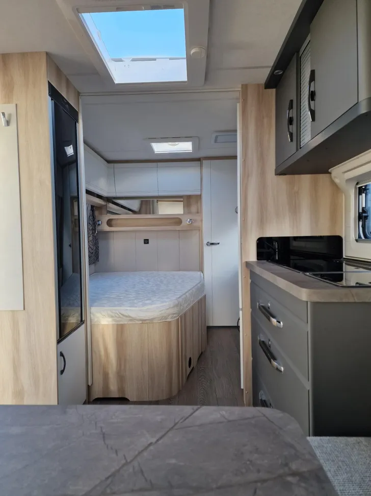 Fahrzeugbild Hobby De Luxe 495 WFB - stark reduziert #3