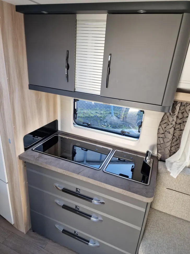 Fahrzeugbild Hobby De Luxe 495 WFB - stark reduziert #4