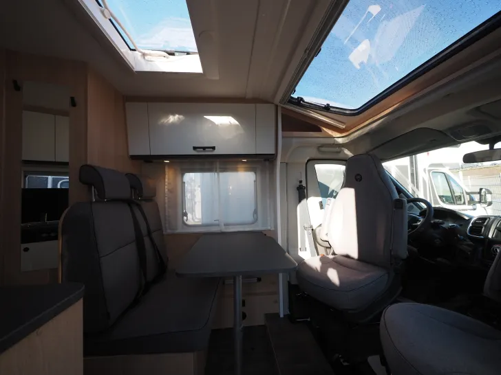 Fahrzeugbild Sunlight V 66 Adventure Edition, 2026, Perf.Grey, Aktion! #5