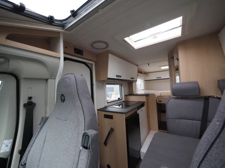 Fahrzeugbild Sunlight V 66 Adventure Edition, Autom., Modell 2026 #5