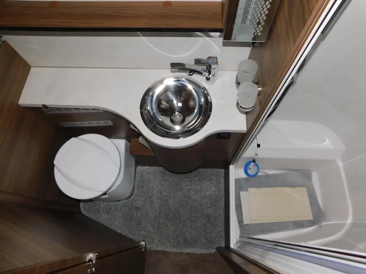 Fahrzeugbild Tabbert Puccini 685 DF 2.5 perfekter Dauercamper ! #16