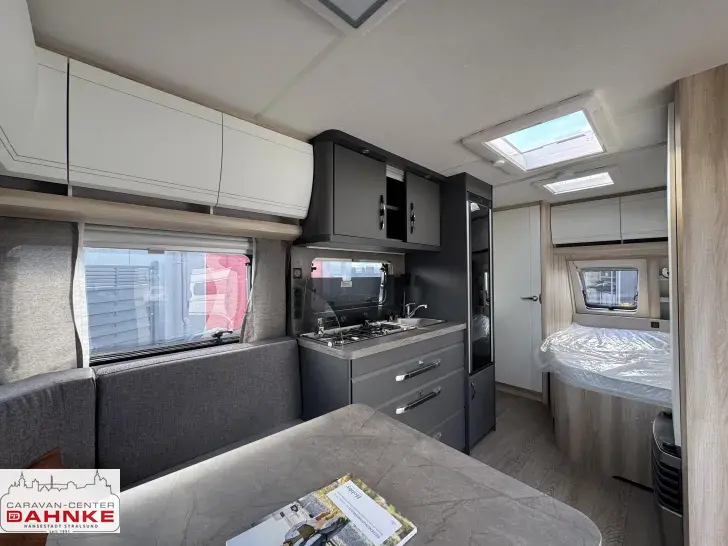 Fahrzeugbild Hobby De Luxe 460 UFe ETS +, Fahrradträger #11