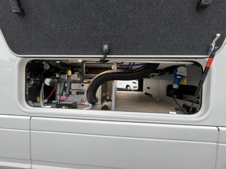 Fahrzeugbild Concorde CHARISMA 860 LI *Barvariante*Lithium*Solar* #42