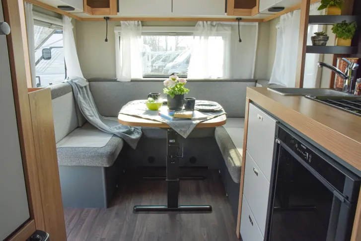 Fahrzeugbild Knaus SPORT 450 FU *Ambientebel.*Duschausbau* #13