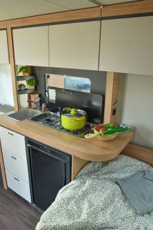 Fahrzeugbild Knaus SPORT 450 FU *Ambientebel.*Duschausbau* #14