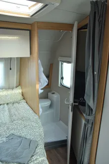 Fahrzeugbild Knaus SPORT 450 FU *Ambientebel.*Duschausbau* #18