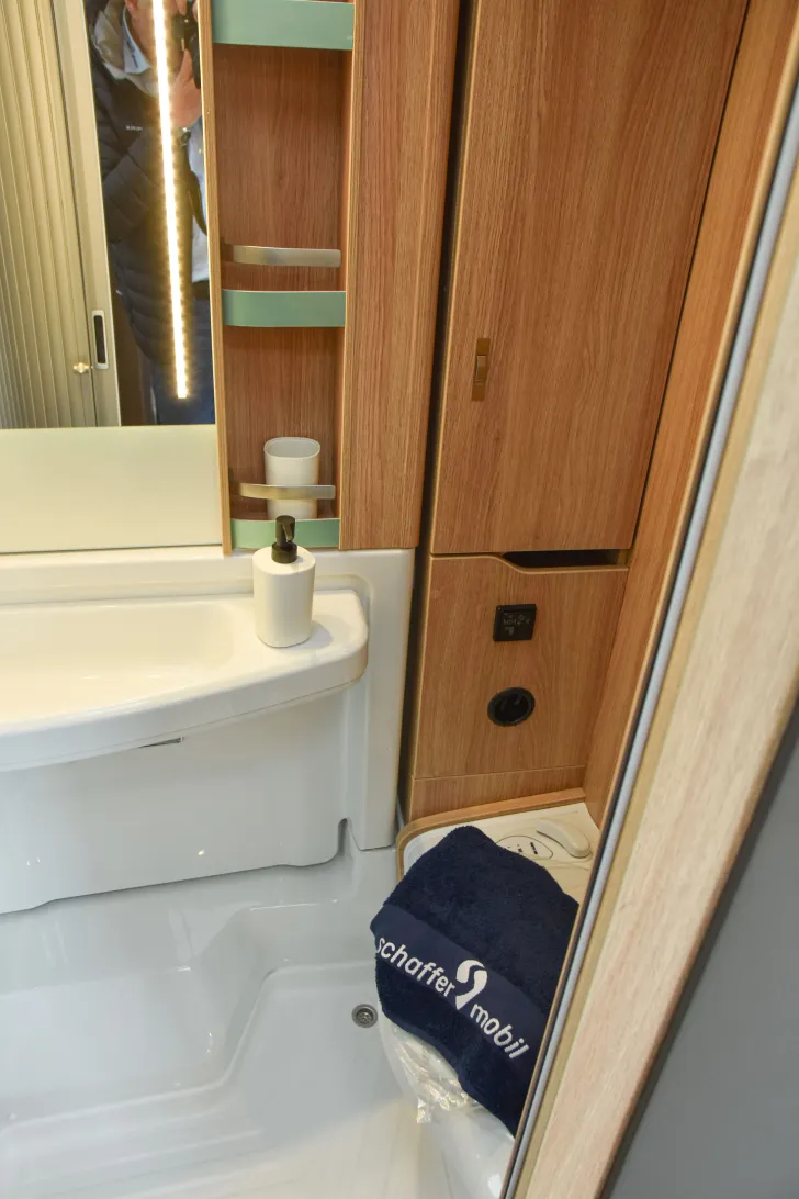 Fahrzeugbild Knaus SKY TI 650 MEG *Automatik*Markise*TVT-Aufbau* #19