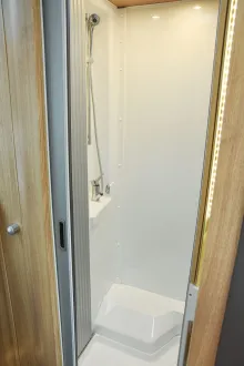 Fahrzeugbild Knaus SKY TI 650 MEG *Automatik*Markise*TVT-Aufbau* #20