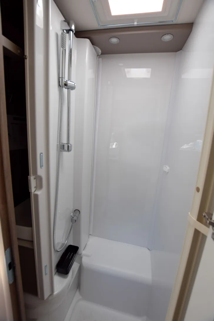 Fahrzeugbild Carado T448 pro+ *Navi*Kamera*Hubbett* #20